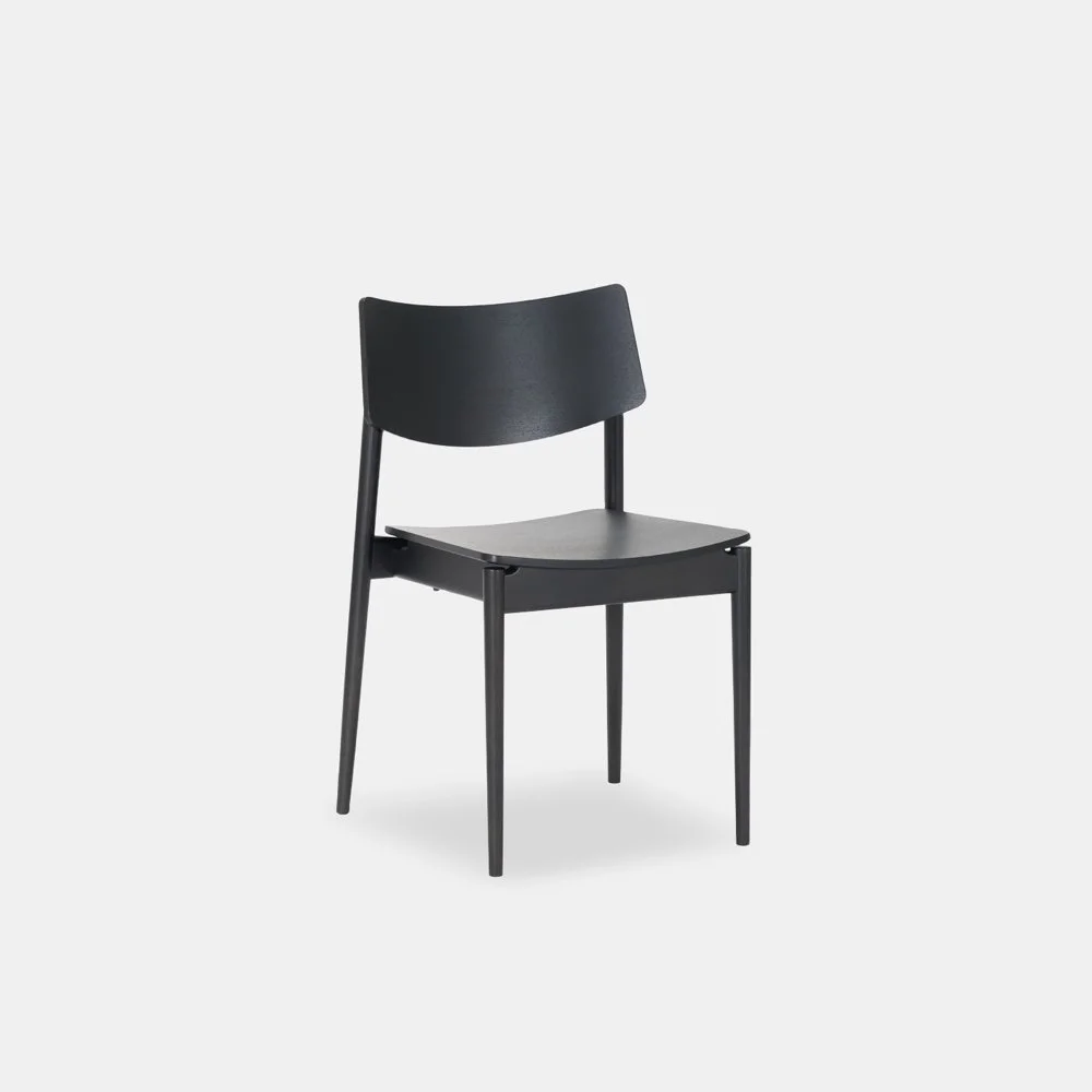 The A-DC01 chair by Keiji Ashizawa for Karimoku Case — GESTALT NEW